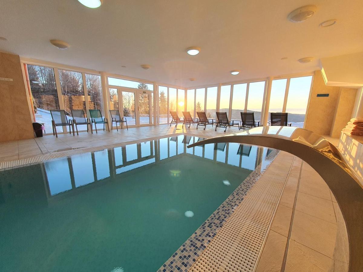 Wellness Hotel Chata Jana Lopeník Eksteriør billede